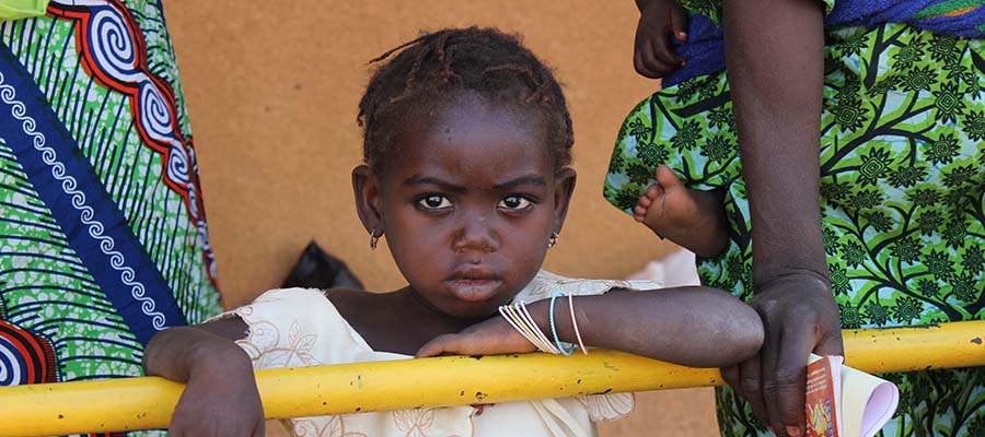 Motiv für die Genitalverstümmelung Patenmädchen Afrika