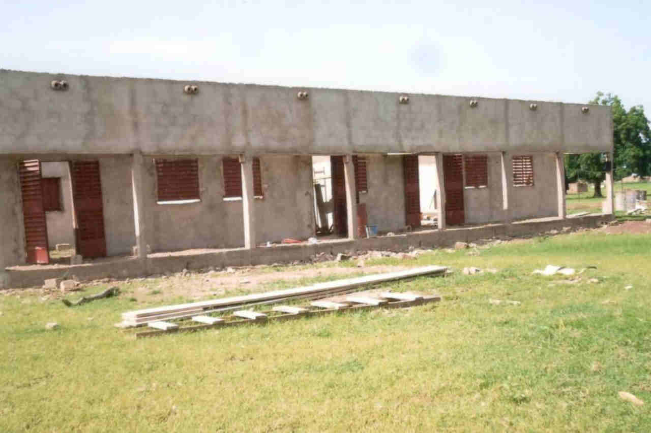 Rohbau im September 2015 Schulbau Rohbau September