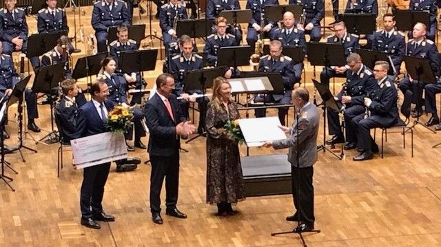 Benefizkonzert der Bundeswehr: 10.000 Euro für SAIDA