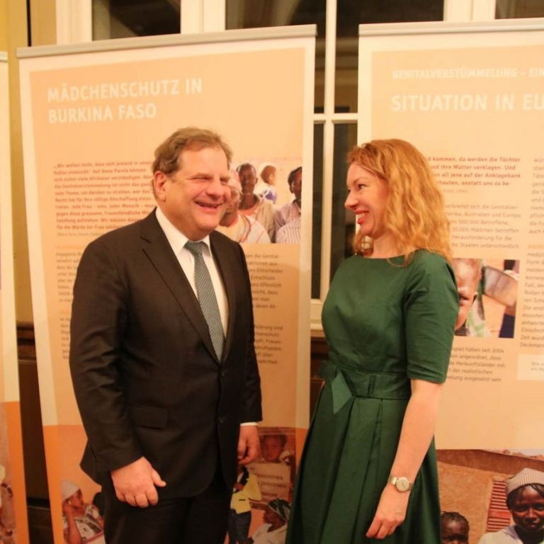 Prof. Dr. Thomas Fabian und Simone Schwarz